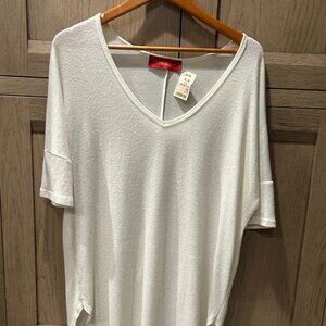 NWT Akira Chicago Short Sleeve "Round About" Tunic, Size L